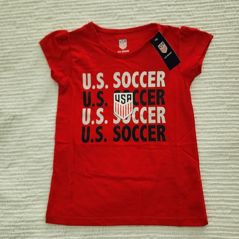 US Soccer Girls Red Graphic T-Shirt Short Sleeve Crest Logo Tee Small 6/6x